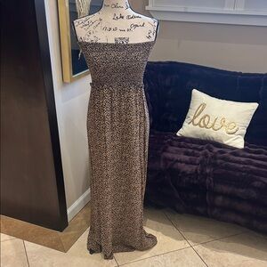 Forever 21 Strapless Animal Print Maxi Dress